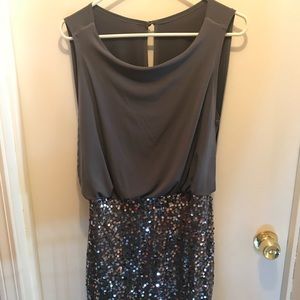 Women’s dress